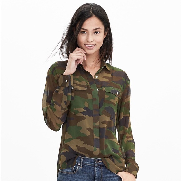 Banana Republic Tops - NWT Banana Republic Sheer Camo blouse